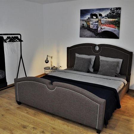 La Rabla Hotel Дубова Екстериор снимка