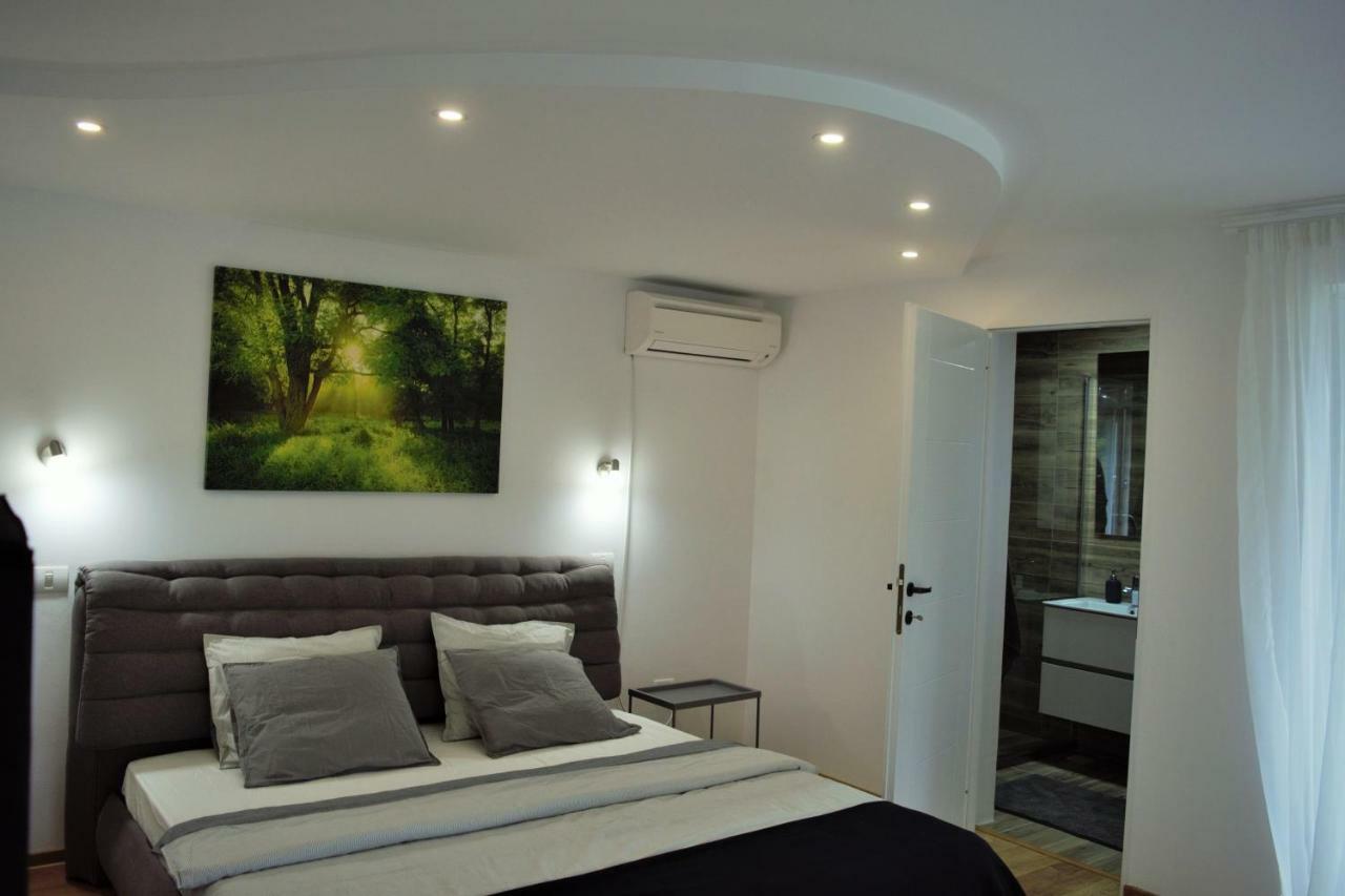 La Rabla Hotel Дубова Екстериор снимка