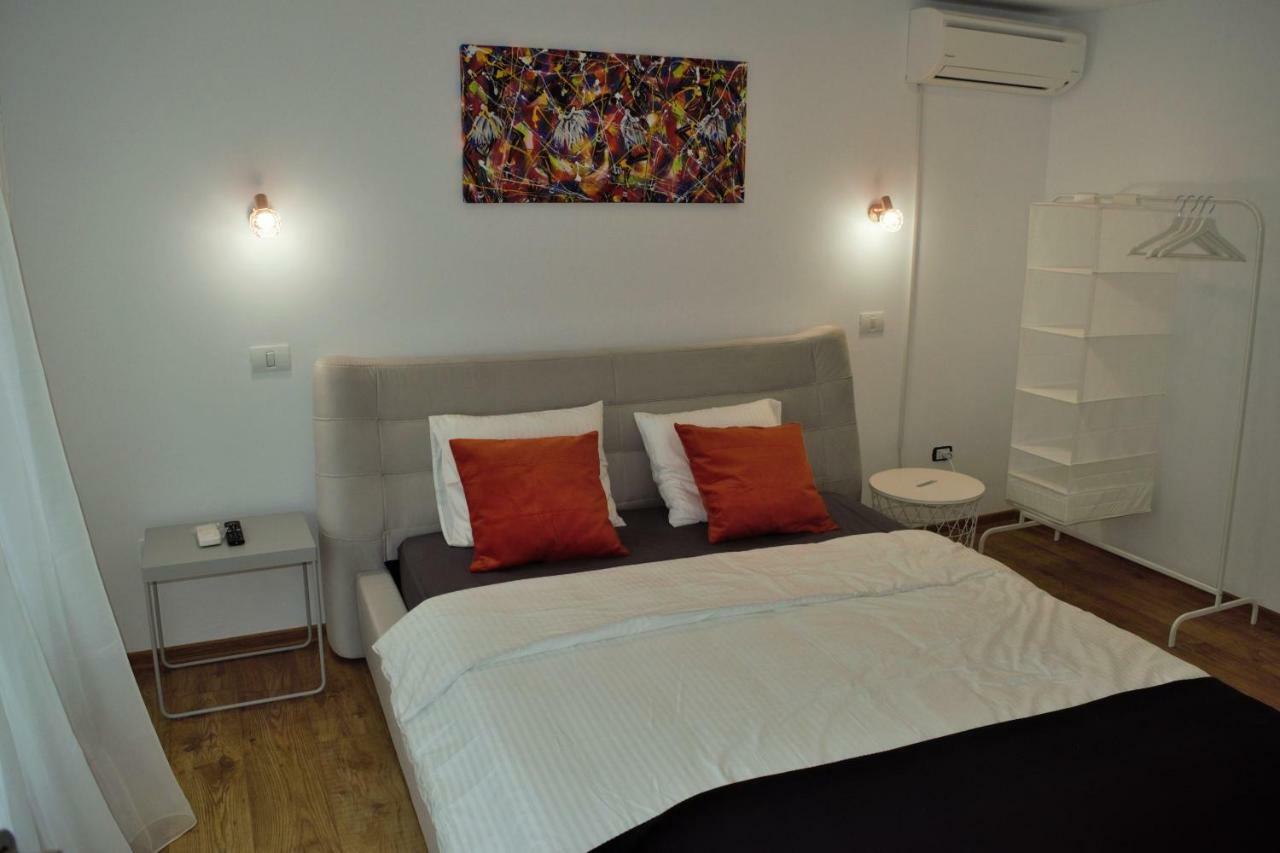 La Rabla Hotel Дубова Екстериор снимка