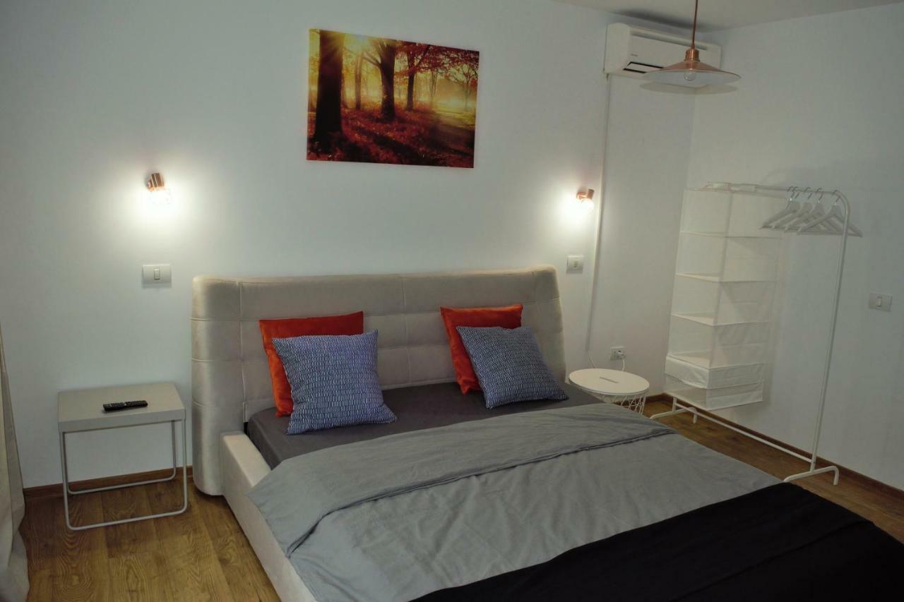 La Rabla Hotel Дубова Екстериор снимка
