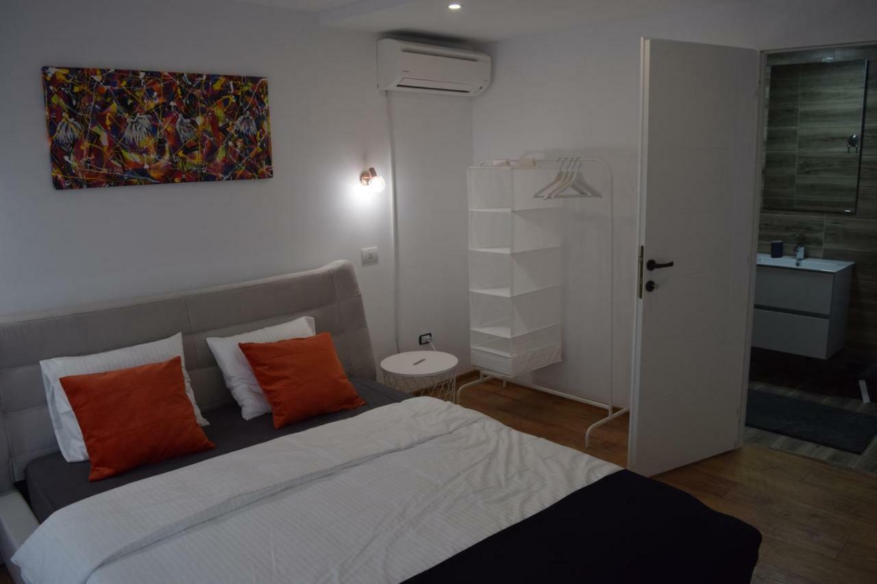 La Rabla Hotel Дубова Екстериор снимка