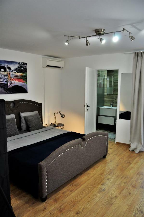 La Rabla Hotel Дубова Екстериор снимка